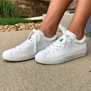 Rothy’s The Lace-Up Sneakers in White, Women’s size 9